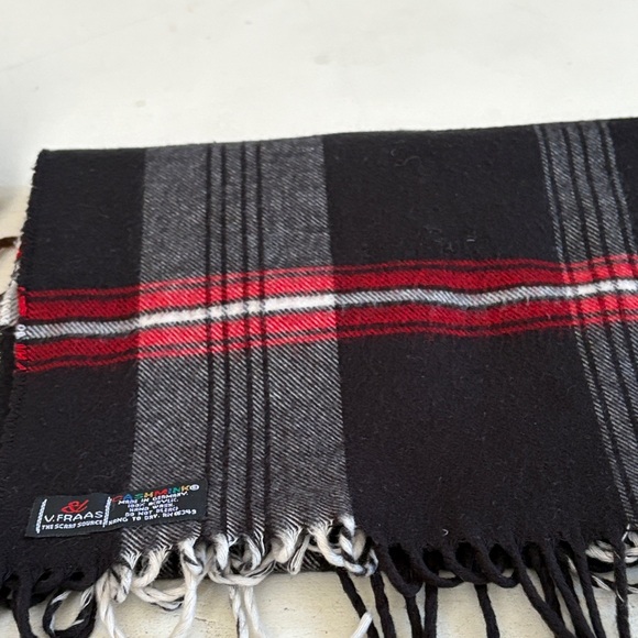 Colorful Patterned Scarves Collection - Picture 6 of 6